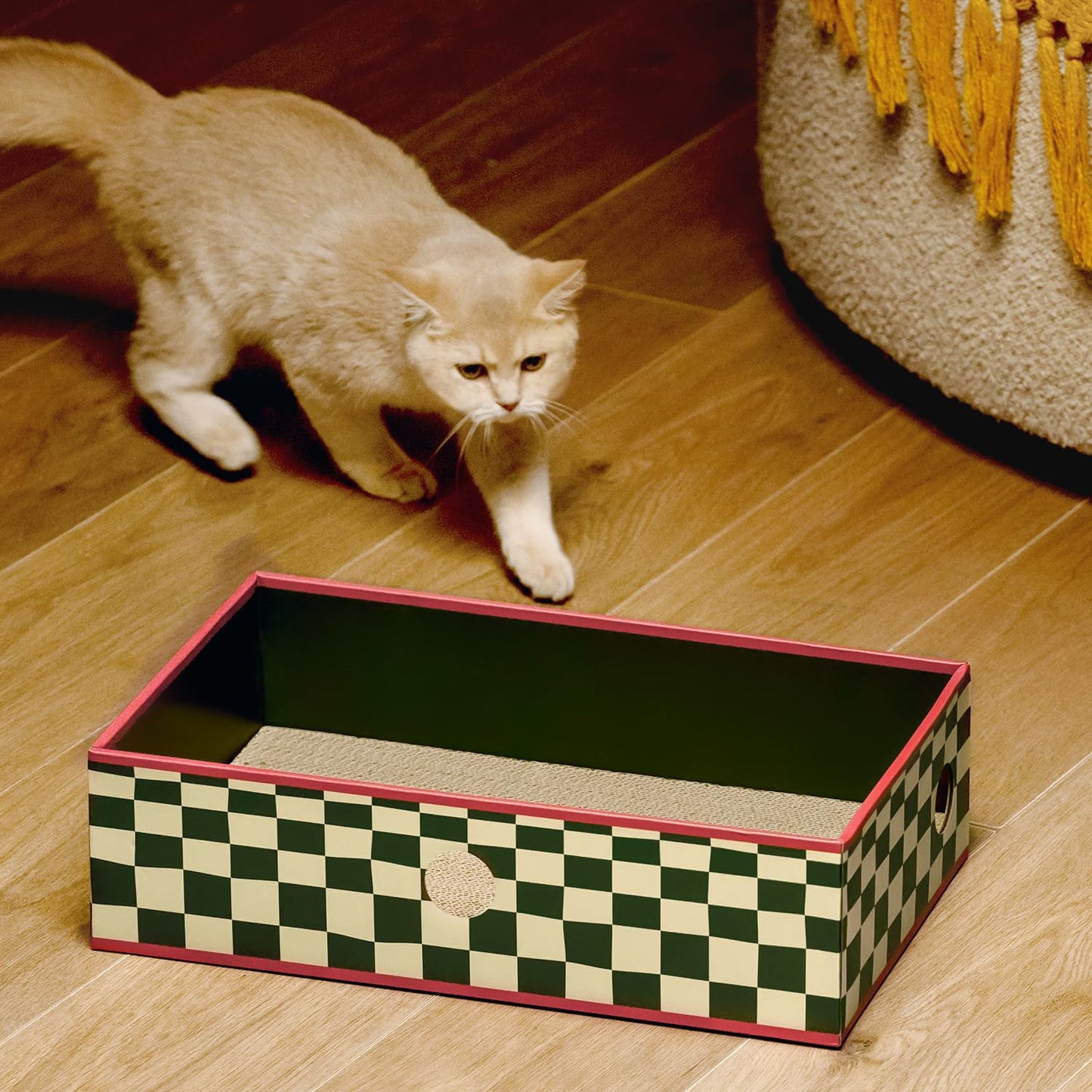 Cat Scratcher Lounge Box with Refill Pad – Christmas Checkered